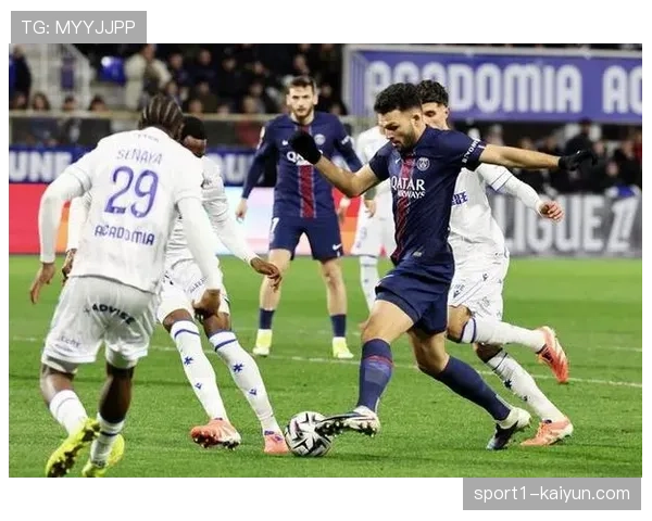 法甲欧战资格争夺激烈多支球队积分接近竞争白热化